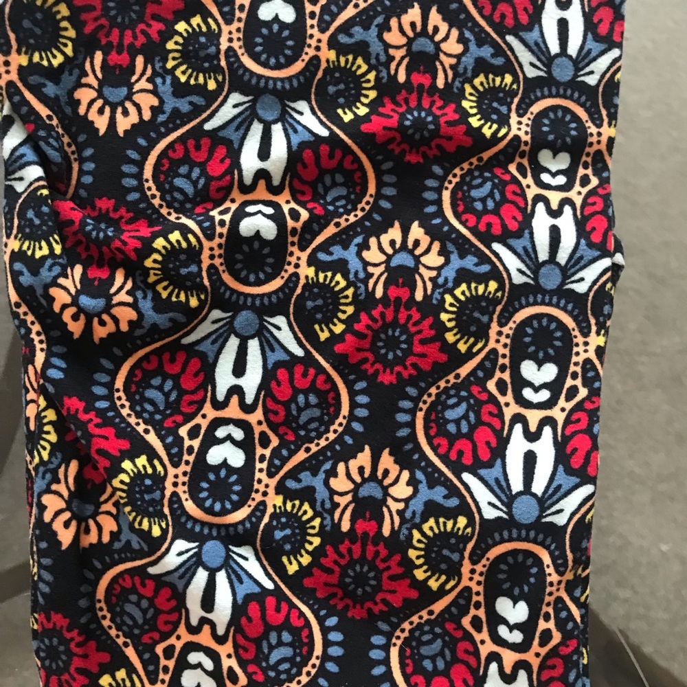 Nwot Lularoe leggings os